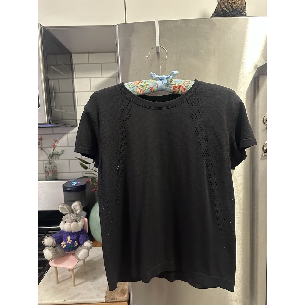 Lululemon Sculpt Short Sleeve T SzS Black Light Mesh Logo Athletic Jog Yoga Boat